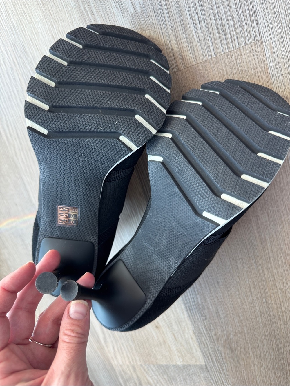 Sneex “The Icon” Slip-On Heeled Sneaker - Picture 3 of 6